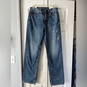 AMERICAN EAGLE LOW-RISE BAGGY STRAIGHT JEAN